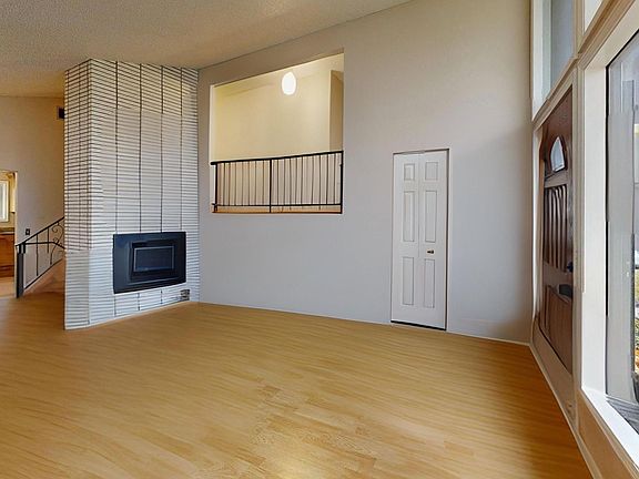 5th image of 1206 21st Ave