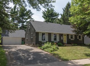 802 Northern Heights Dr NE, Rochester, MN 55906