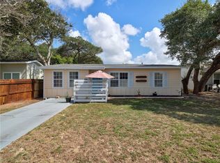 251 S 9th St, Aransas Pass, TX 78336