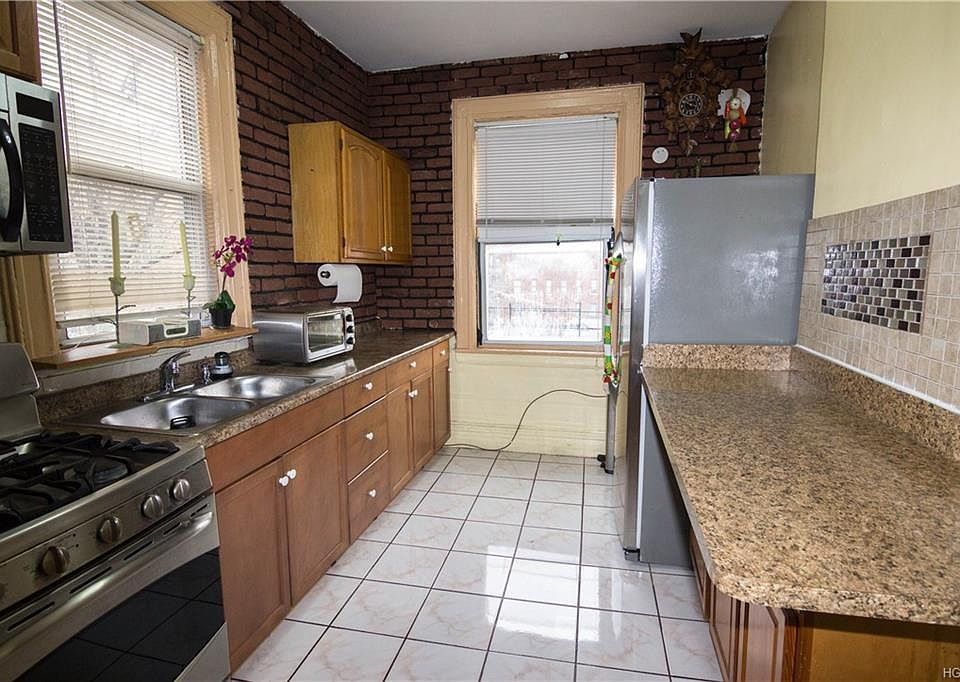 1st image of 317 N Terrace Ave Floor 1