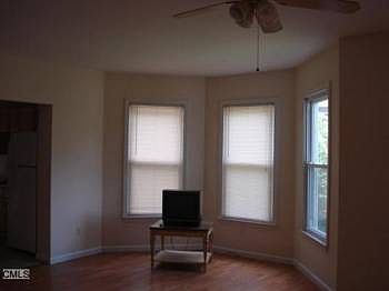 3rd image of 40 Kneen St #1