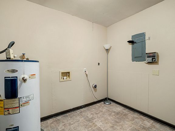 4th image of 101 Francis St