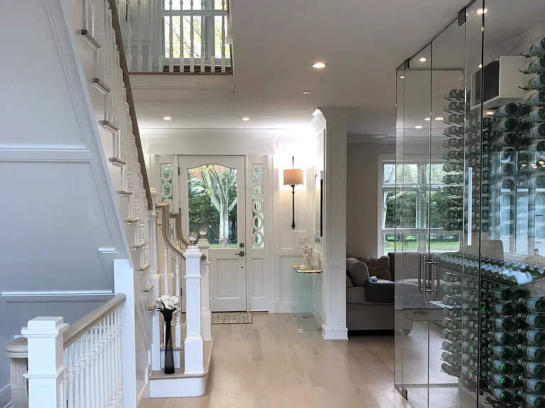 74 Post Ln — Photo 9