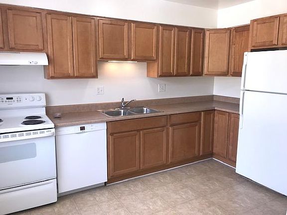 5th image of 2515 De La Vina St APT 8
