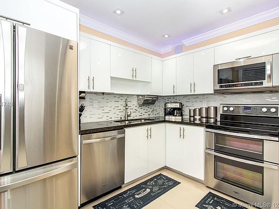 4th image of 3756 NE 167th St #44