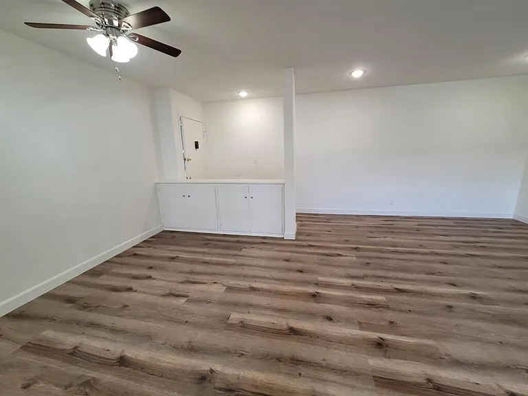 10840 Hortense St #2 — Photo 4