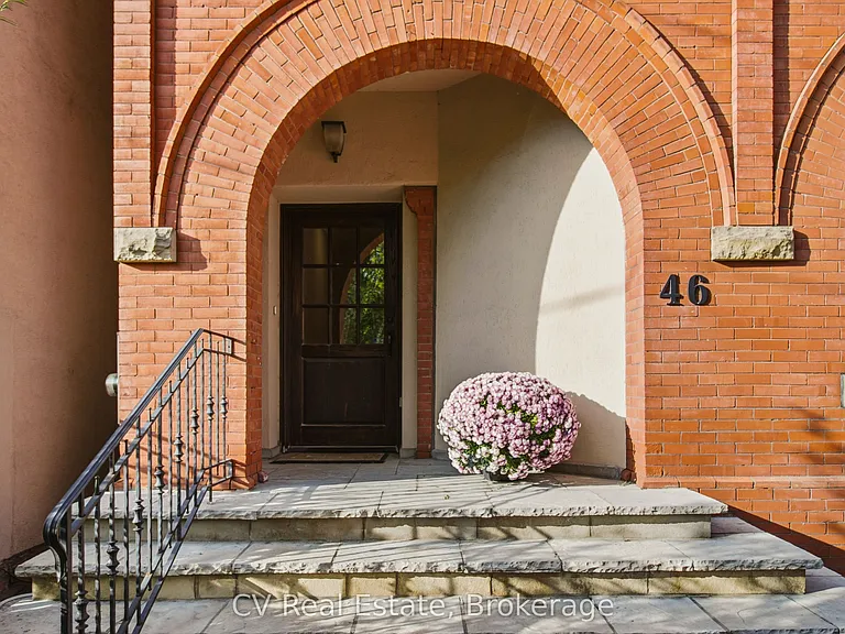 46 Bernard Ave — Photo 2