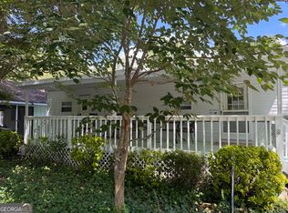 181 Creekview Dr, Cleveland, GA 30528