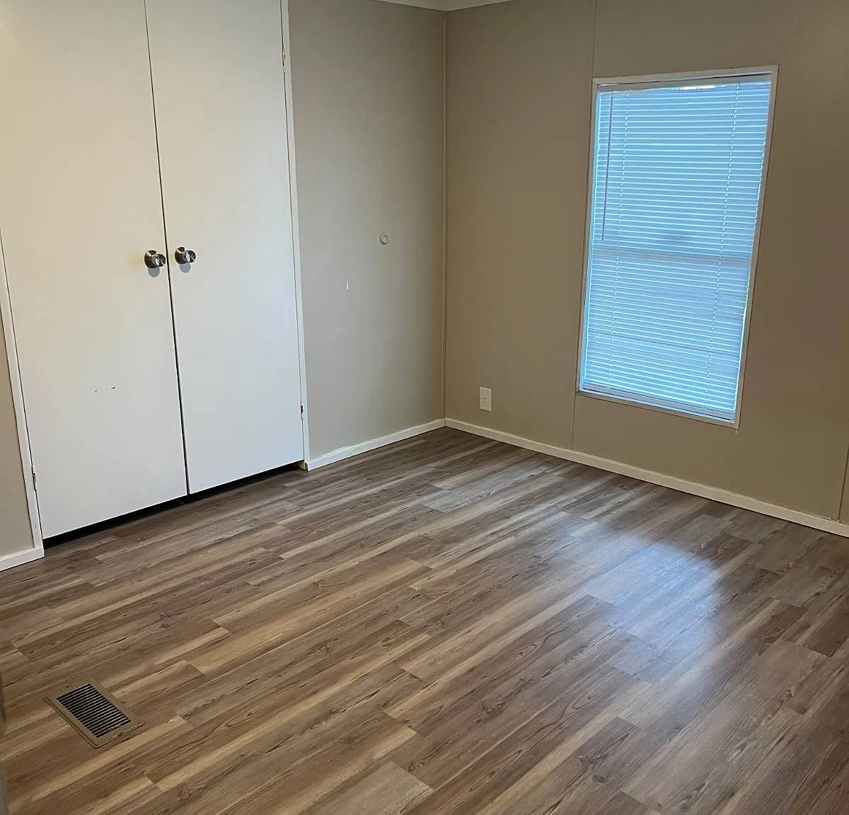 2 bed, 2.0 bath, $1,000 — Photo 2