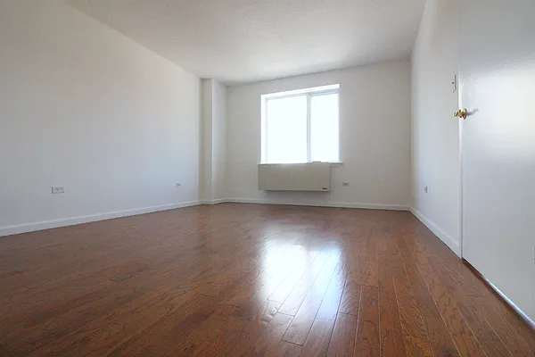 Rented by Corcoran | media 11