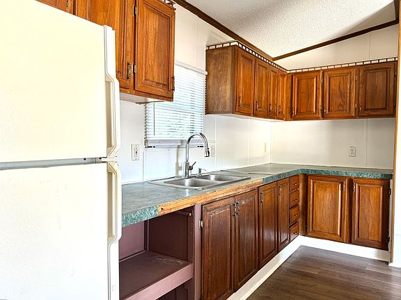 2nd image of 521 E Veterans Memorial Blvd Lot 327