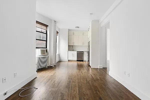Rented by Compass | media 7