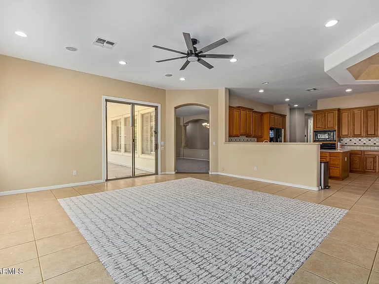 1687 E Carob Dr — Photo 8