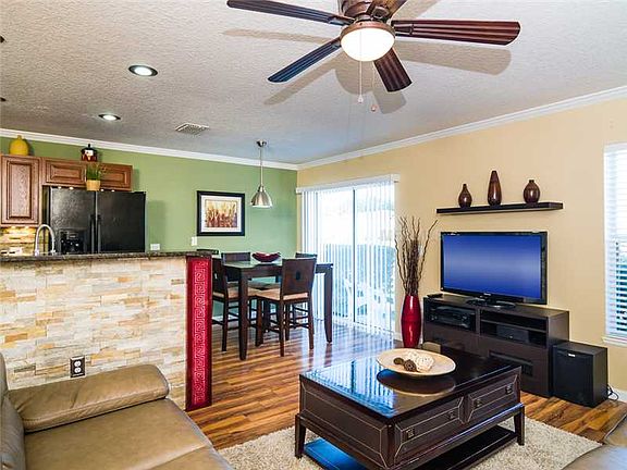 5th image of 4556 Ashburn Square Dr