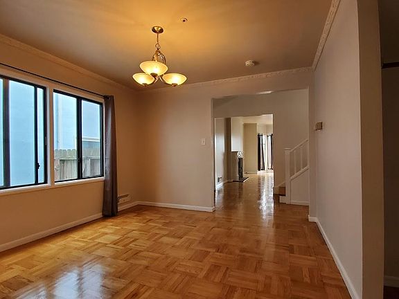 2nd image of 238 Wilshire Ave