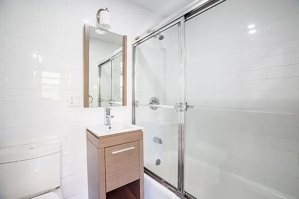 Rented by MNS | media 15