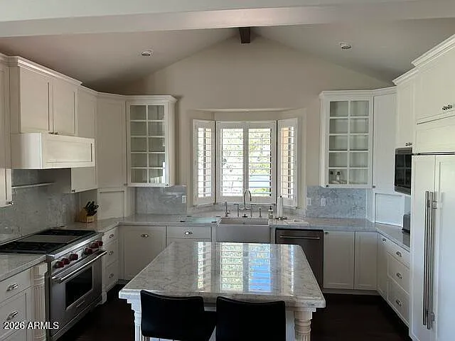 2201 E Grapevine Dr — Photo 4