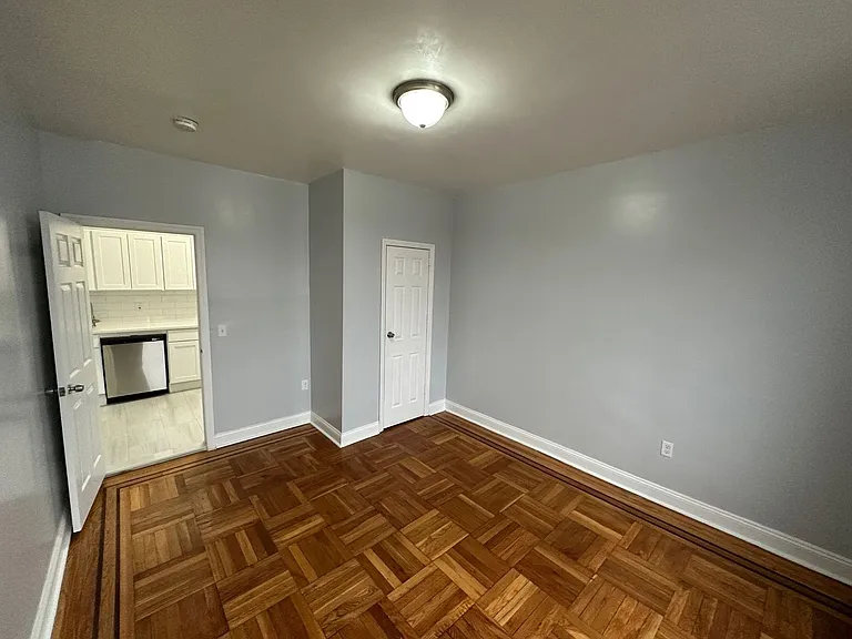 6412 - Golden Crest 6412 Park Avenue, LLC — Photo 26