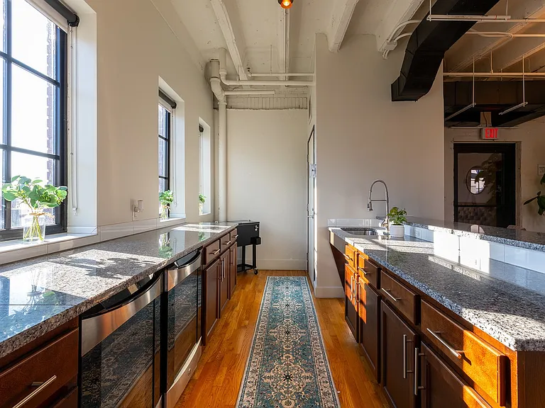 Upstairs Kitchenette