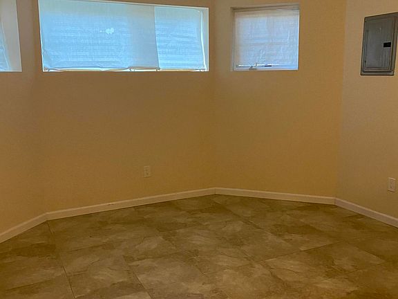 3rd image of 24 Jeannette Ave