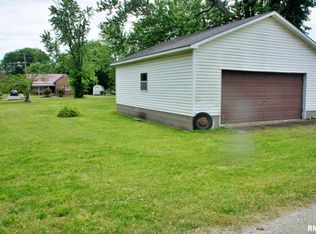 609 & 611 E 3rd St, Metropolis, IL 62960