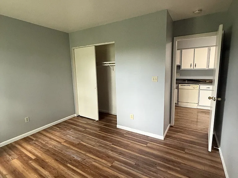1855 Burnet Ave #40 — Photo 8