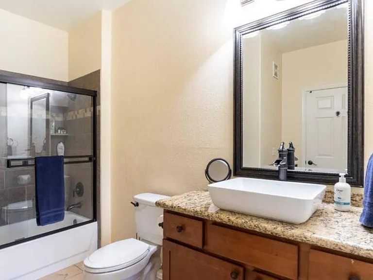 7050 E Sunrise Dr — Photo 17