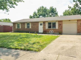 11 Raintree Trl, Lebanon, OH 45036