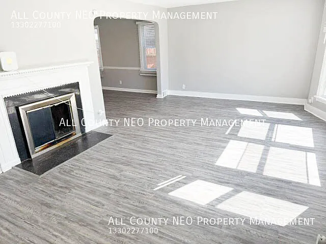 Spacious 4-Bedroom Home with Basement Storage! — Photo 4