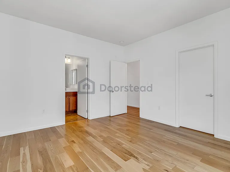 6466 Hollis St #321 — Photo 30