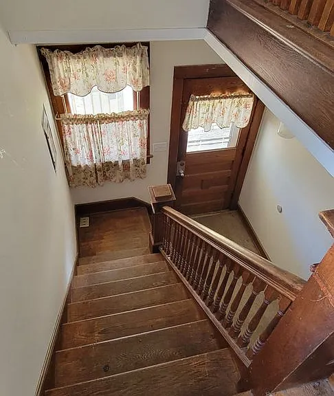 710 Lincoln St — Photo 18