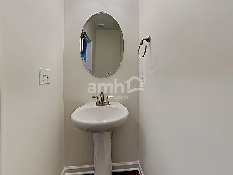 142 Cheatham Hill Ln — Photo 8