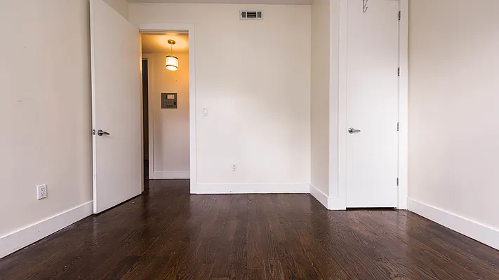 Rented by Nooklyn NYC LLC | media 36