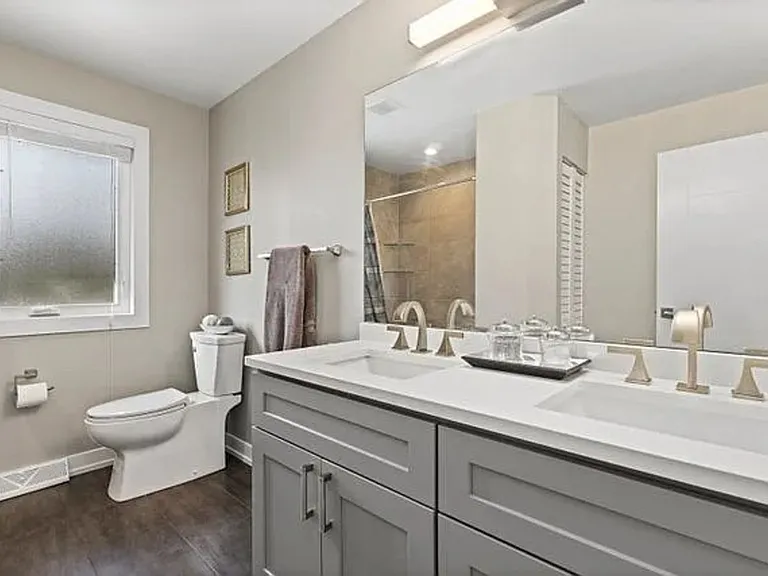 803 Rose Ave — Photo 11