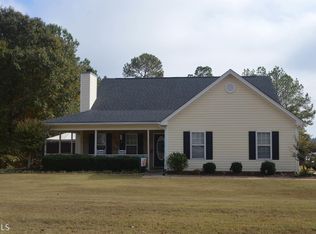 215 Chestnut Dr, Covington, GA 30016