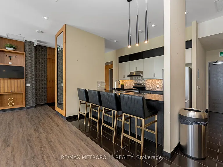 15 Zorra St #503 — Photo 38