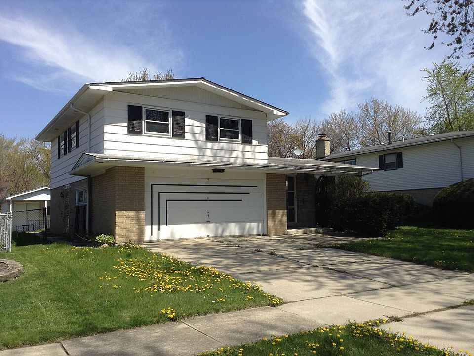 2nd image of 831 Arquilla Dr