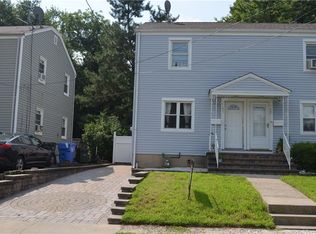 541 Olive Pl, Woodbridge, NJ 07095