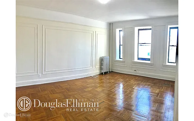 Rented by Douglas Elliman | media 15