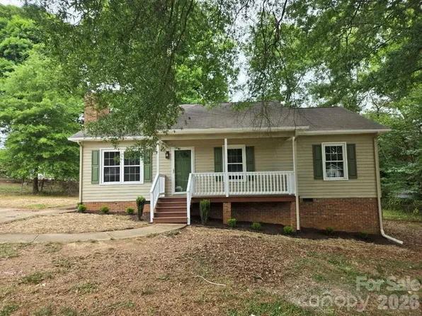 2306 Firmin Ct, Gastonia, NC 28056