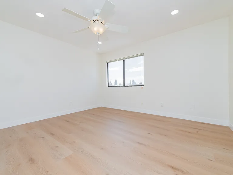 5212 Berkshire Way — Photo 11