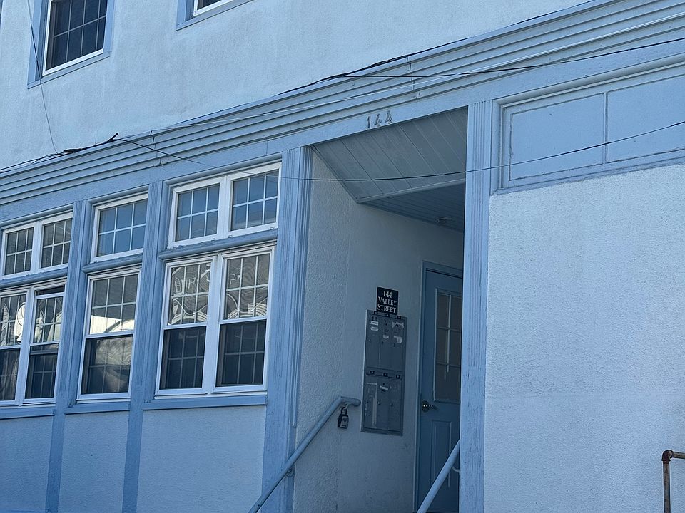1st image of 144 Valley St