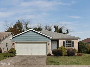 1889 Cherryvale Ct, Toms River, NJ 08755