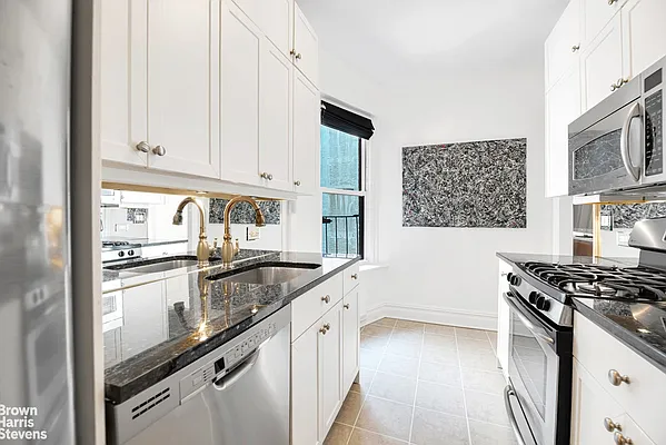 Sold by Brown Harris Stevens | media 4