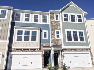 1114 Freeport Dr, Durham, NC 27703