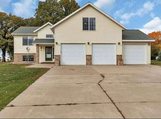 106 Sunset Dr, Saint Martin, MN 56376