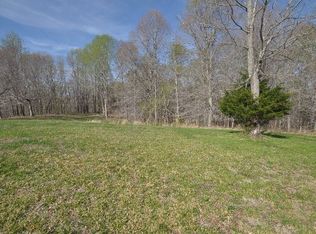 177 Eagle Crest Dr, Byrdstown, TN 38549