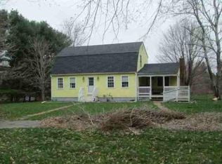 6 Gibbs Rd, Middleboro, MA 02346