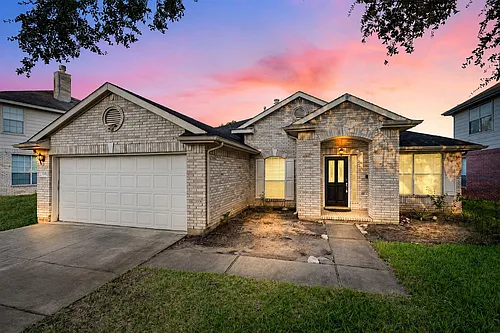 2719 Riverhollow Ln Photo 1