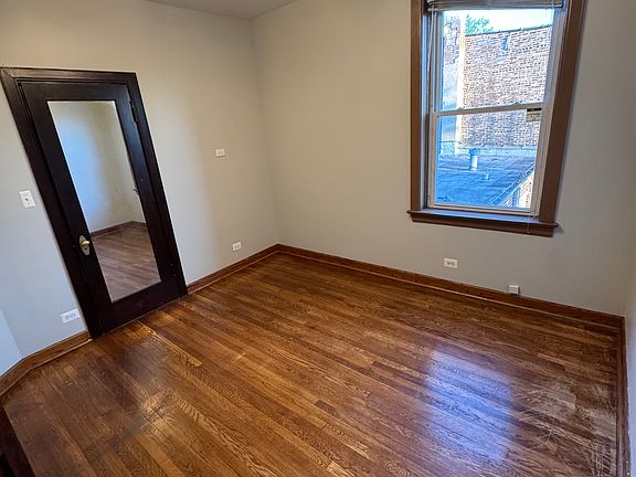 3rd image of 6638 S Woodlawn Ave #3